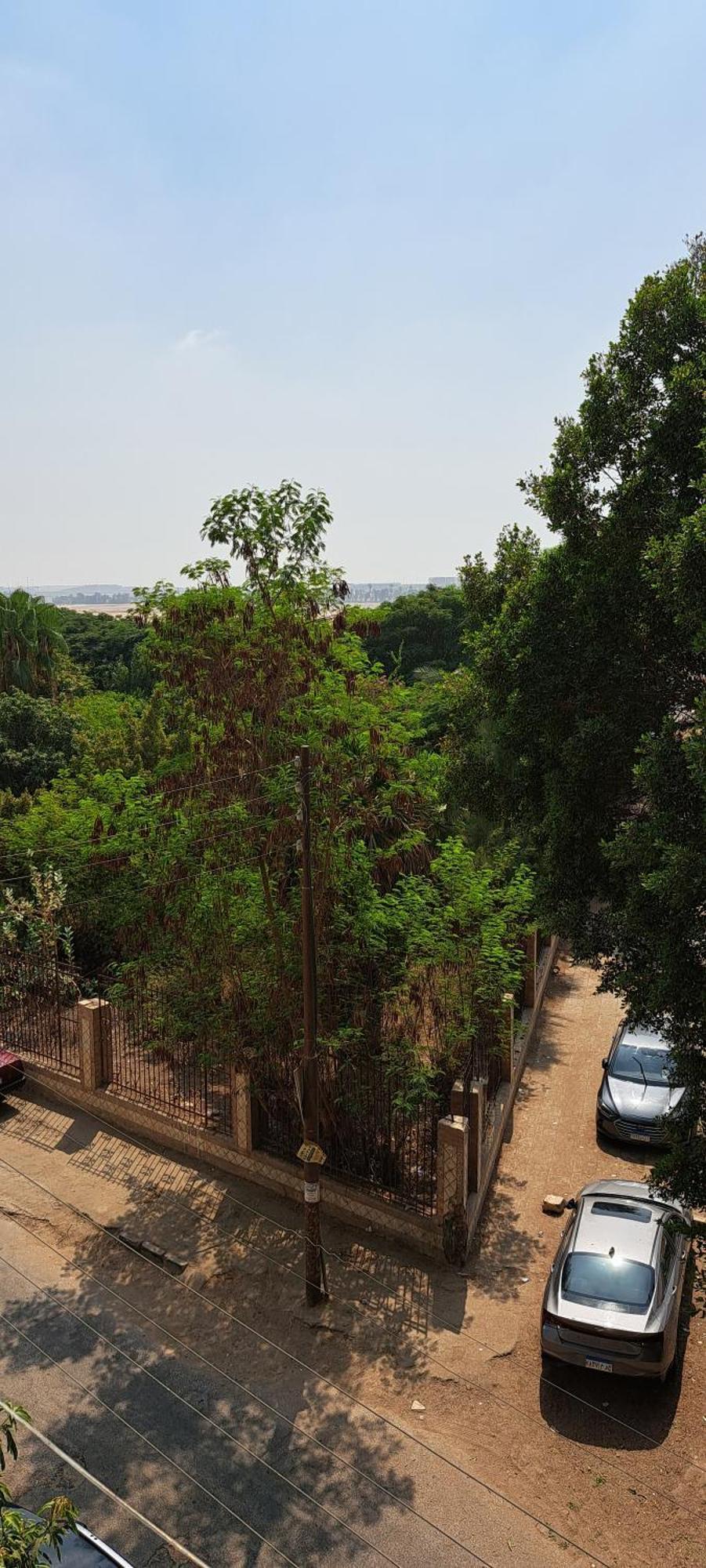 Panorama With A Charming View Of International Airport The For With Free Airport Pick Up Or Drop Off Limousine بانوراما بإطلالة ساحرة على مطار الدولي דירה *