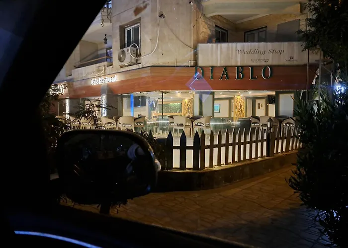 Panorama Apartment With A Charming View Of Cairo International Airport All The Apt For You With Free Airport Pick Up Or Drop Off Limousine شقة بانوراما بإطلالة ساحرة على مطار القاهرة الدولي
