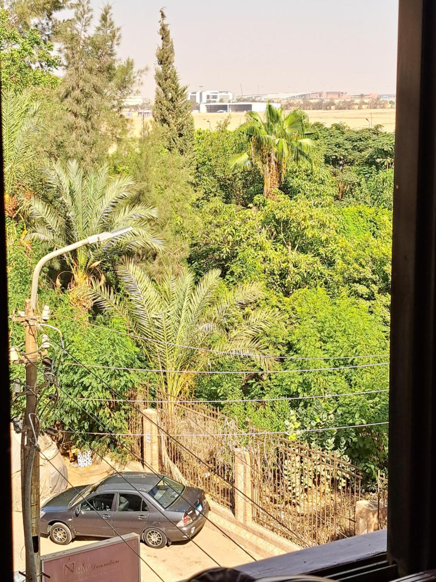 Апартаменти Panorama With A Charming View Of International Airport The For With Free Airport Pick Up Or Drop Off Limousine بانوراما بإطلالة ساحرة على مطار الدولي Каїр